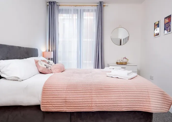 Fairytale 2 Bedroom Apartment City Centre Free Parking